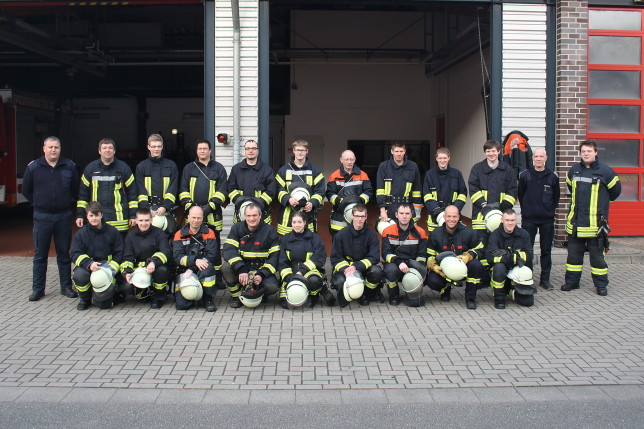 11.04.2015 - Lehrgang Truppmann Teil 1 erfolgreich absolviert