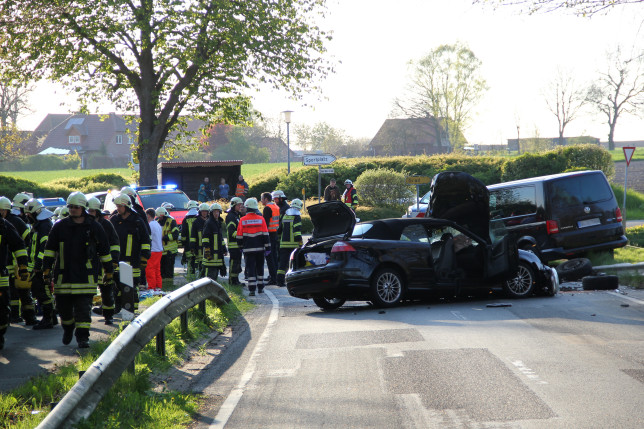 02.05.2015 - Zehn Verletzte, darunter ein Säugling, bei Verkehrsunfall