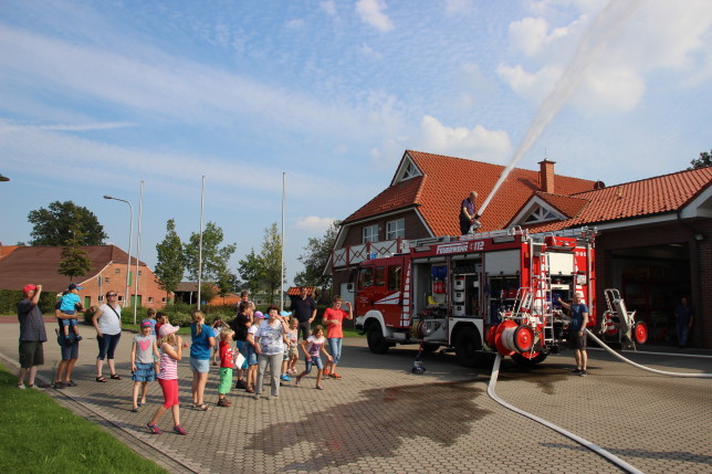 21.08.2015 - Ferienpassaktion bei der Feuerwehr Ramsloh